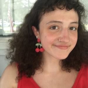 Meet your Posher, Olivia